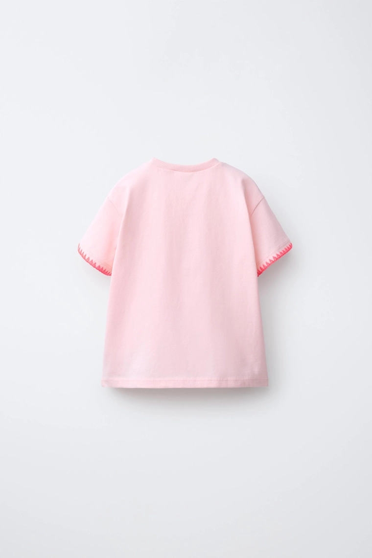 Футболка с вышивкой