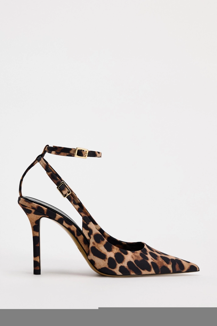 Туфли на высоком каблуке со съемным ремешком animal print