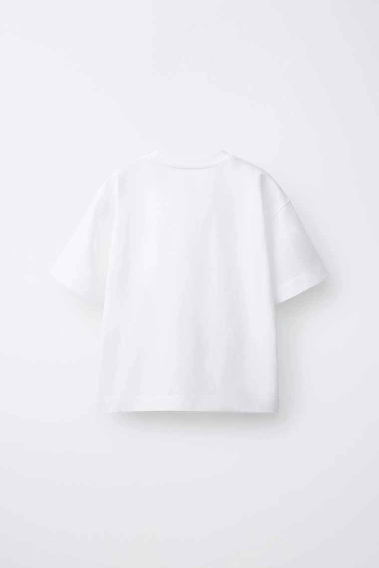 Простая футболка тяжелого веса