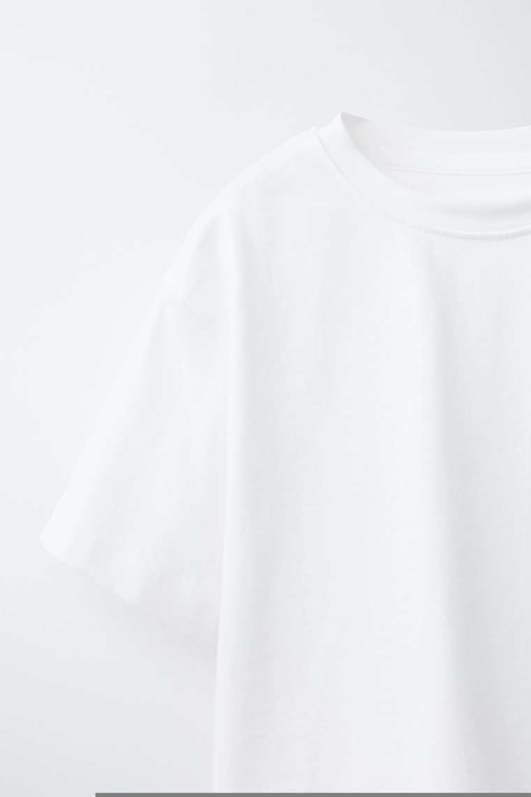 Простая футболка тяжелого веса