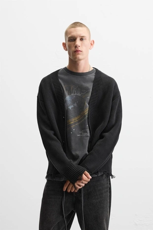 Кардиган с принтом в стиле граффити- Заказать в России