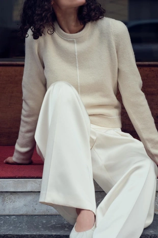 Свитер с контрастным кантом - Заказать в России