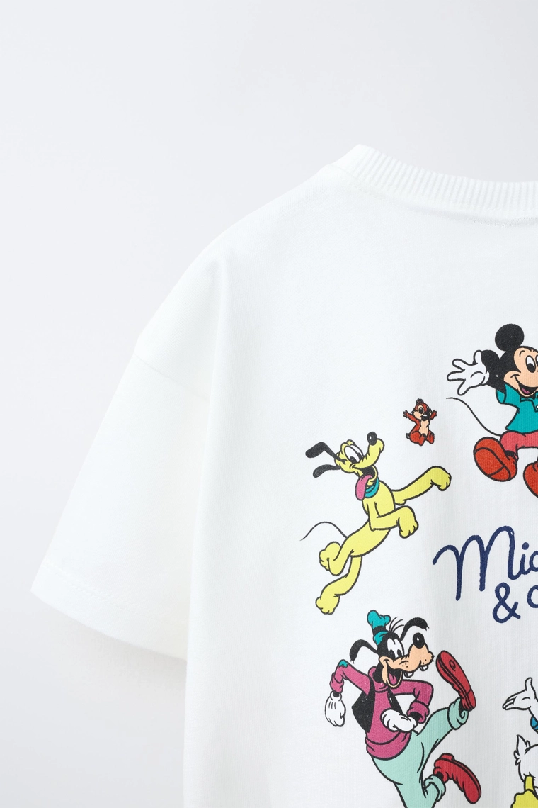 Футболка с принтом mickey mouse и друзья © disney