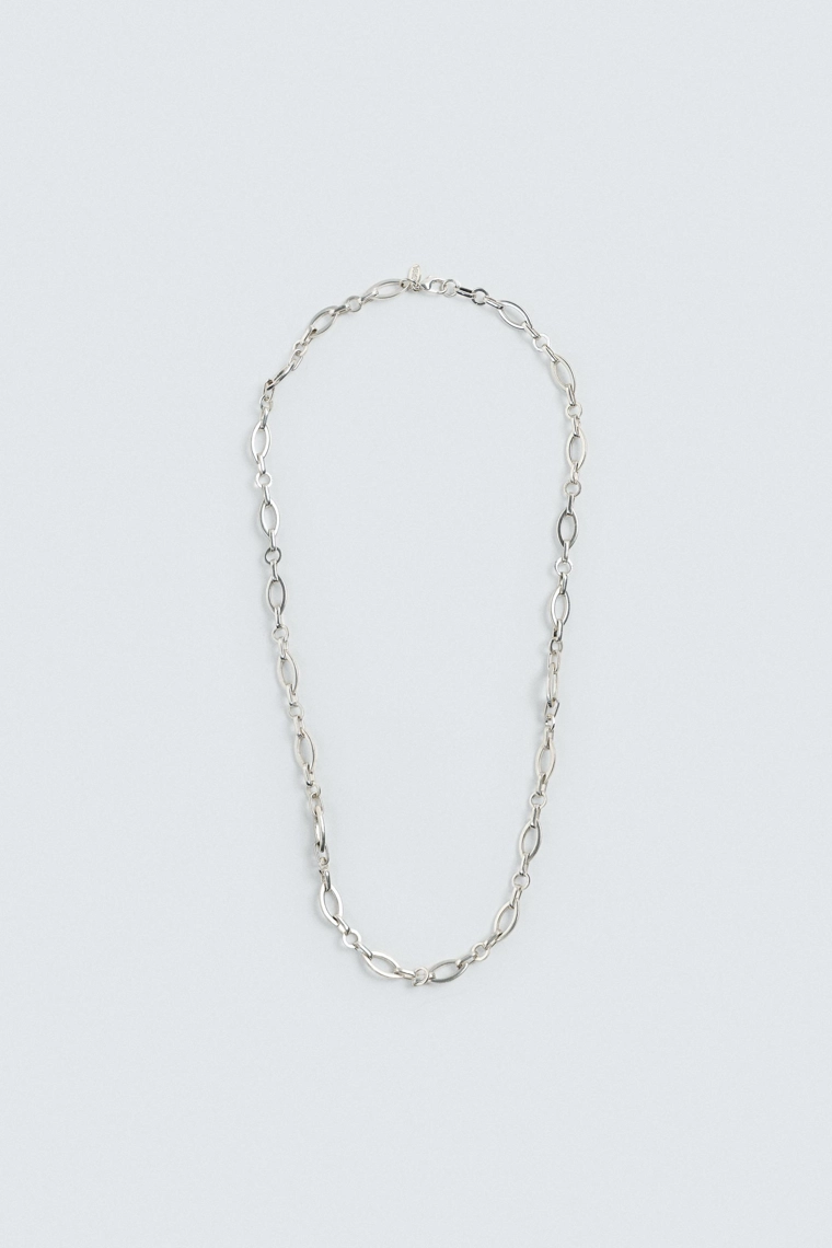 Ожерелье с контрастной цепью