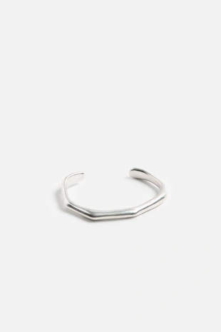 Жесткий браслет - Заказать в России