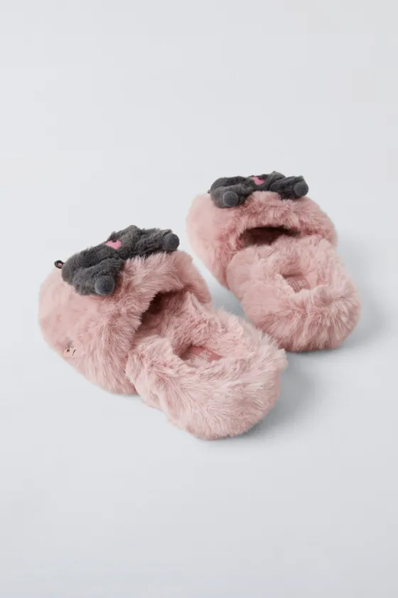 Тапочки с изображением куроми © sanrio