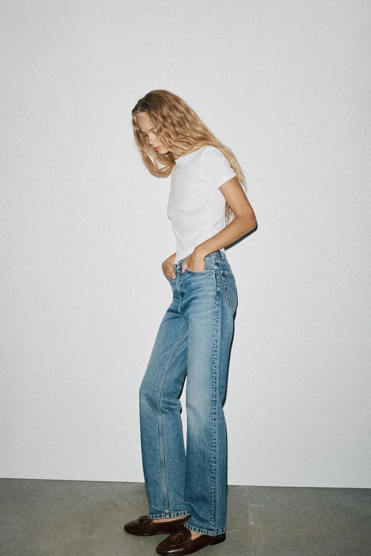 Джинсы с высокой посадкой прямого кроя zara