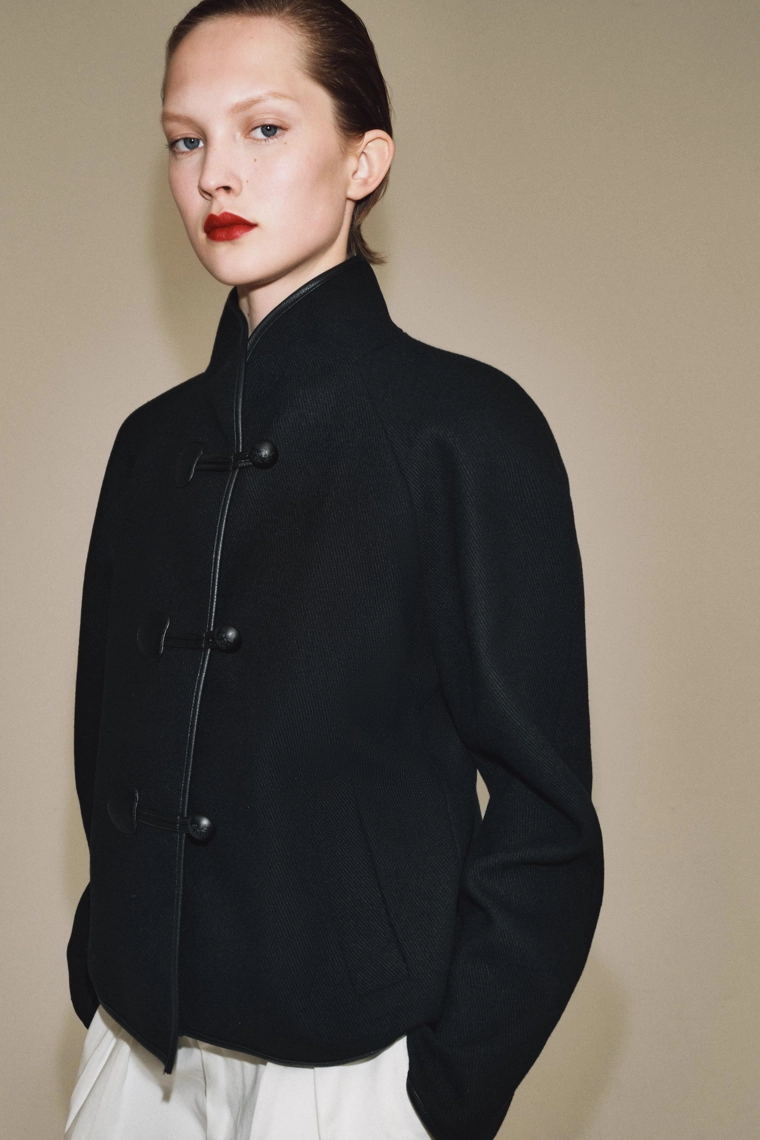 Пальто из шерстяной смеси с застёжками-лягушками Zara «ZW»