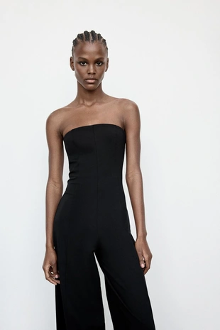 Комбинезон с открытыми плечами