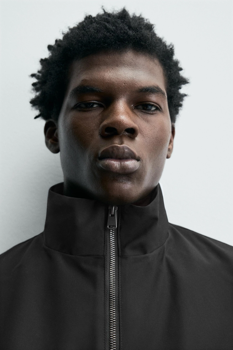 Легкая рубашка свободного кроя