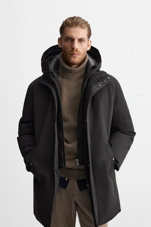 Парка с наполнителем из 100% пуха