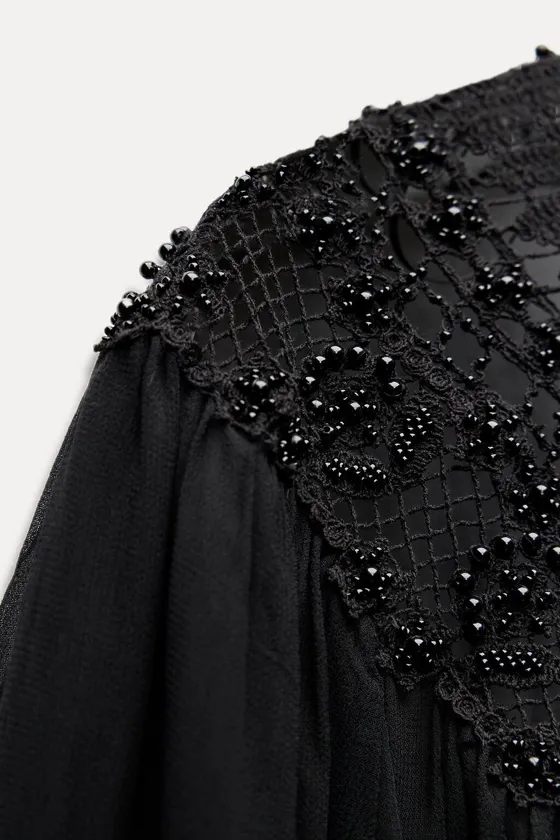 БЛУЗА С БУСИНАМИ — коллекция Zara «ZW»