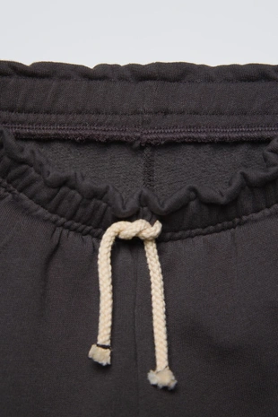 Брюки-кюлоты с вышивкой «минни маус» ©- Заказать в России