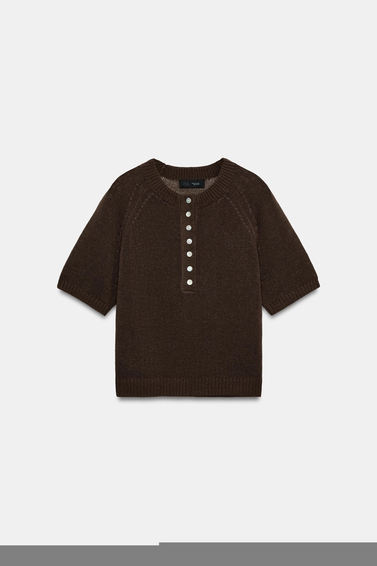 Трикотажный свитер с коротким рукавом и пуговицами