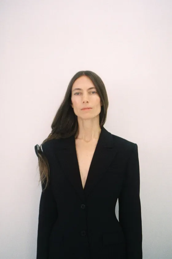 ДЛИННОЕ ПРИТАЛЕННОЕ ПАЛЬТО — коллекция Zara «ZW»