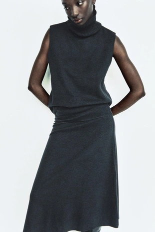 Юбка миди объемного кроя из мягкой ткани - Заказать в России