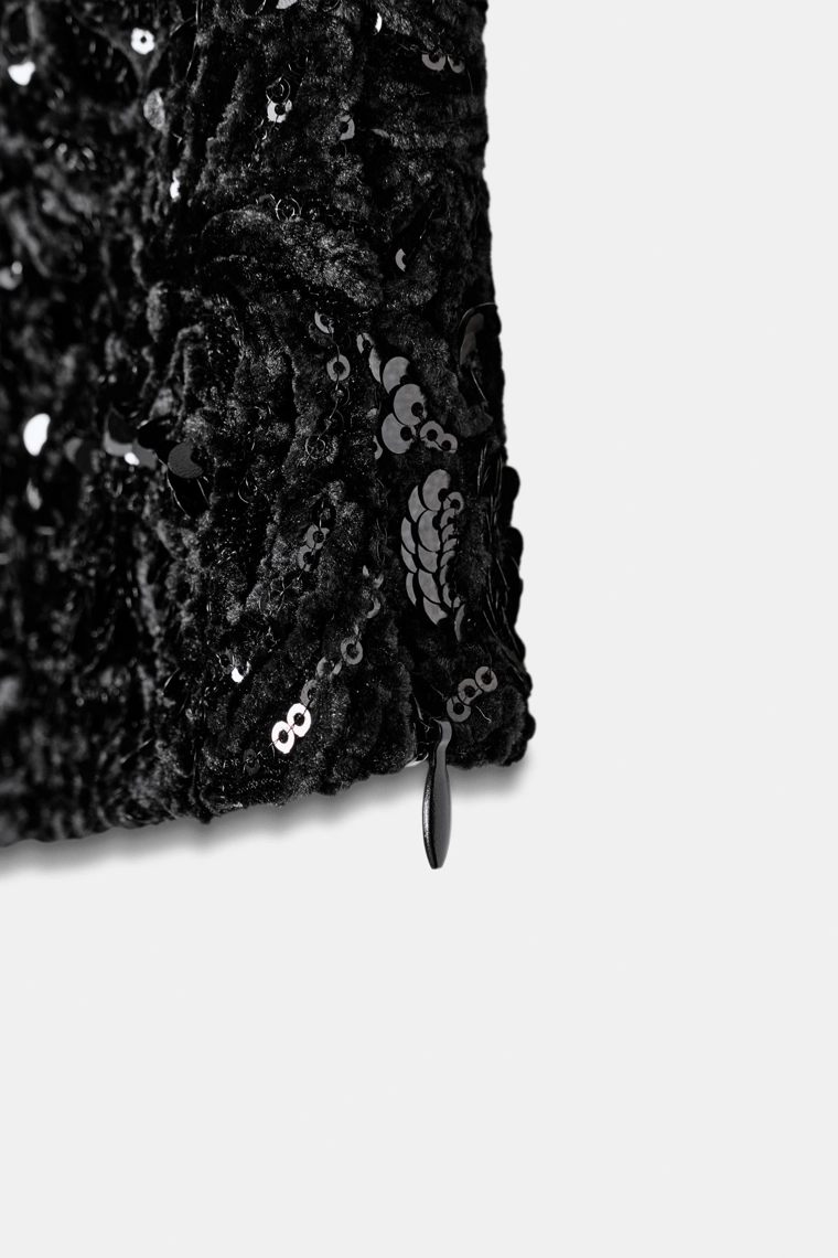 Топ из вельвета с пайетками